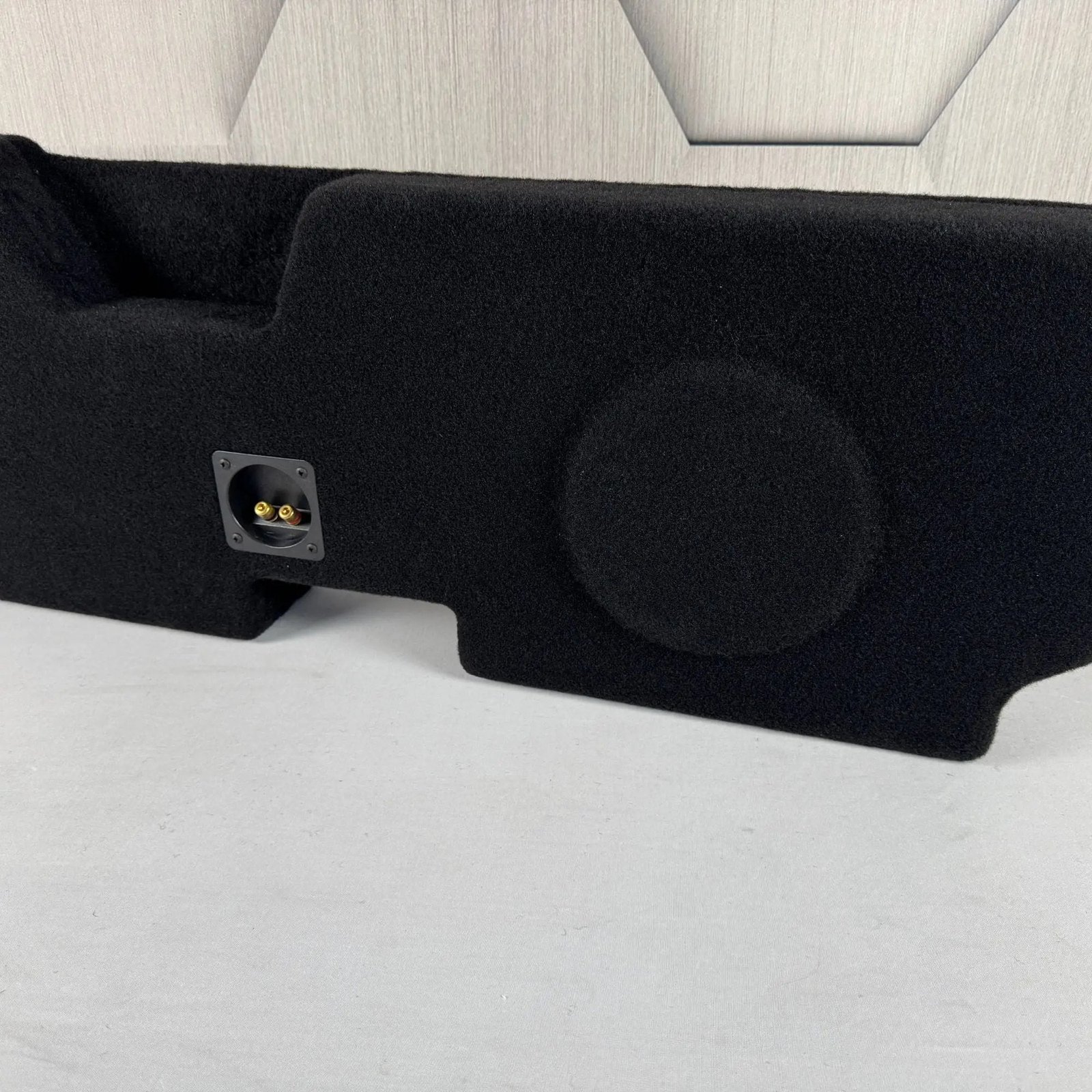 2015-2023 Ford F-150/F-250 Behind-Seat Single 10″ Enclosure, Loaded with JL Audio 10TW3 2015-2023 Ford F-150/F-250 Behind-Seat Single 10″ Enclosure, Loaded with JL Audio 10TW3